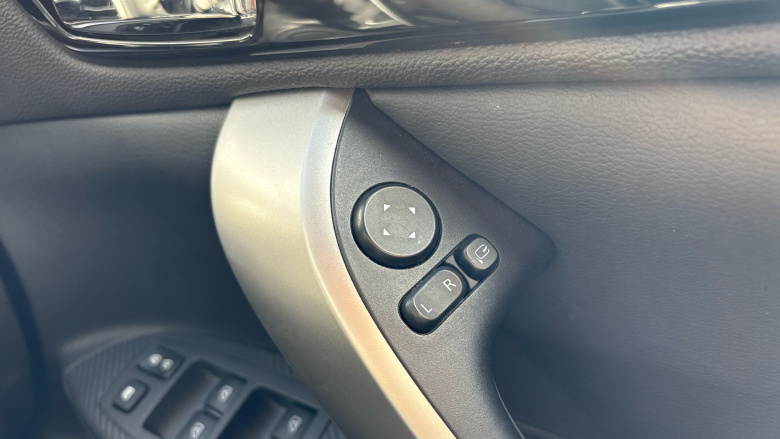 Mitsubishi Eclipse Cross 1.5 Black 5dr CVT 4WD Petrol Hatchback